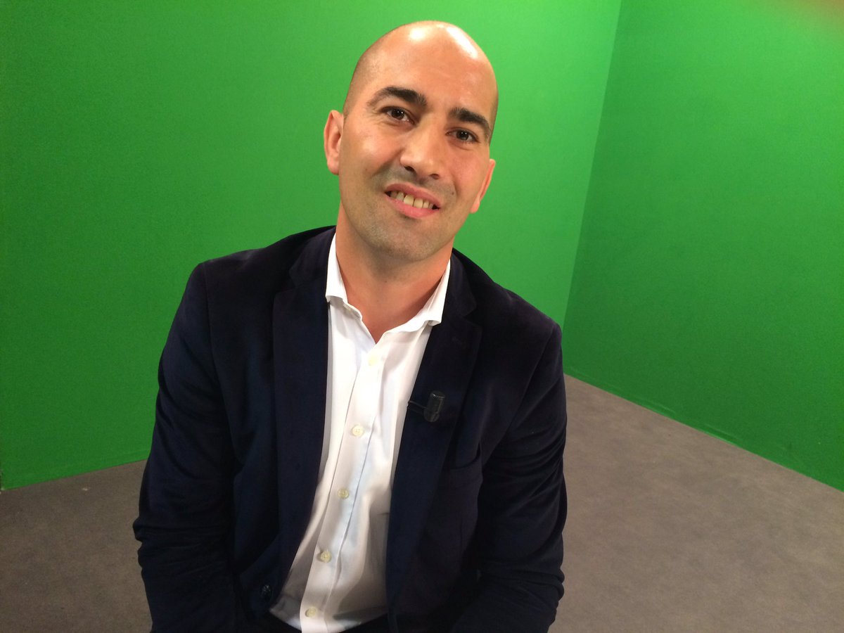 JpVacher's tweet image. Dernier jour d'enregistrement à @TLMLyon : 10 invités de 9:30 à 17:30 parmi lesquels @sylvieguillaume pour parler élections européennes, #ArnaudBrillant pour évoquer les 25 ans de #Charlott', #MarieRigaud pour le @festivalperouge et Jean-Loup #Rogé PDG de @segeco #PlateauTV
