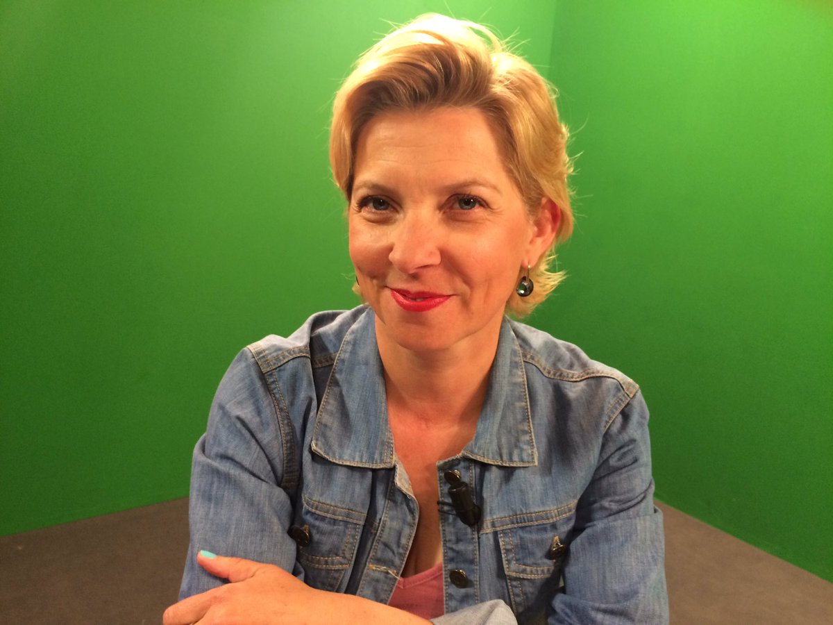 JpVacher's tweet image. Dernier jour d'enregistrement à @TLMLyon : 10 invités de 9:30 à 17:30 parmi lesquels @sylvieguillaume pour parler élections européennes, #ArnaudBrillant pour évoquer les 25 ans de #Charlott', #MarieRigaud pour le @festivalperouge et Jean-Loup #Rogé PDG de @segeco #PlateauTV