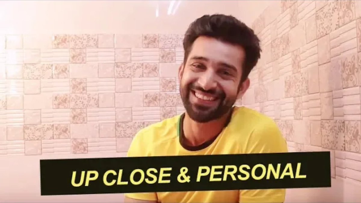 Up close and personal segment with #RajveerSingh

<a href="/Rajveer__Singh/">Rajveer Singh</a> To know about his personal life, do watch this Segment!

Link: youtu.be/x1h4vQGQEak

#SufiyanaPyaarMera