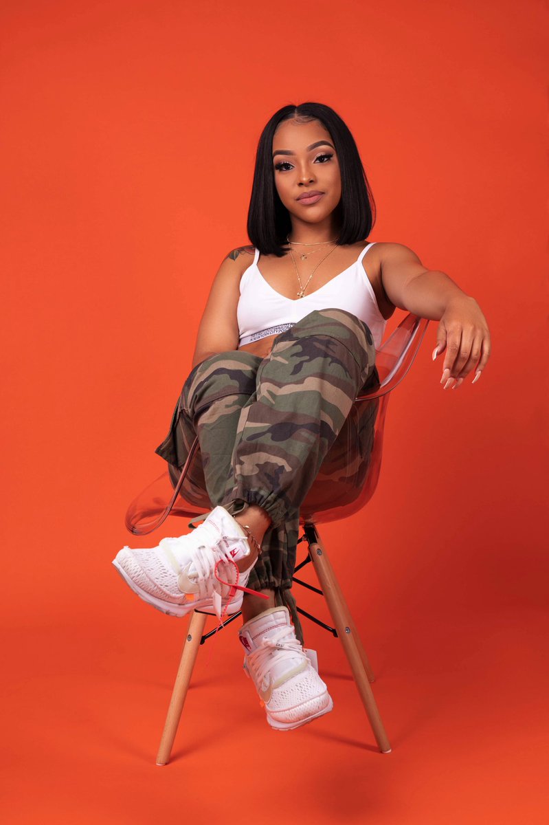 lenajefe's tweet photo. Keep my promise take my love w/ you everywhere 🧡
@youngxcoming_ 📸🔥 https://t.co/CIACj3ammC