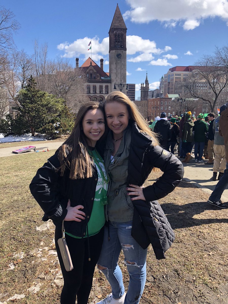 FeltBridget's tweet photo. Happy birthday @tarantino_lily I love u so so much bb💕💕 I hope you have an amazing day!!! #comeatmein8fifferentdirections https://t.co/VydF8hHjrk