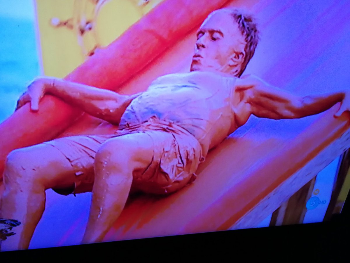 thaliacorella's tweet photo. #SVGala1 me meo entera !! Aupaaa chelo!!  #cesarplanetadelossimios https://t.co/RitbeVNhui