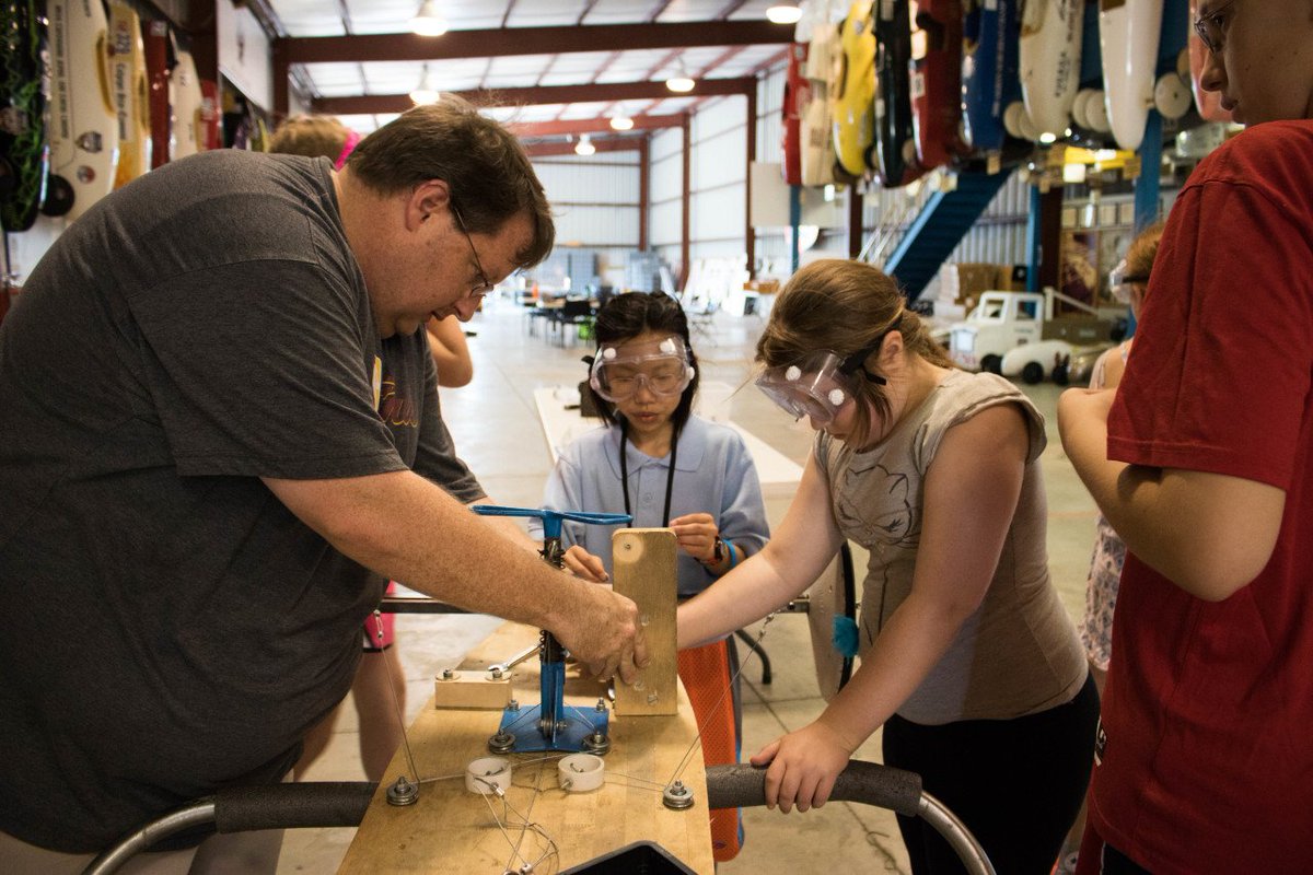 soapboxderbyhq's tweet photo. There is still time to register your camper for our 2019 STEM Summer Camp! Our STEM-based curriculum incorporates the fundamentals of Science, Technology, Engineering, and Math with the thrill of the derby. Click the link... https://t.co/xuUIQkITcN #SoapBoxDerby #STEM #DerbyDowns https://t.co/LRSF3gftPy