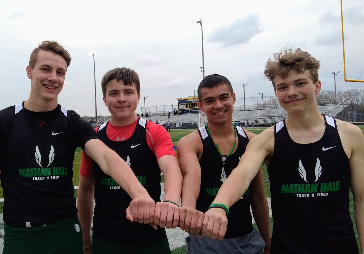 Hale_TF's tweet image. NEW FRESHMAN SCHOOL RECORD- Our 4x100m relay team of Gavin Sernec, Alejandro Robelo, Tobey Sayeg, and Lukas Collings just broke the freshman school record in the 4x100 with a time of 47.34. Congratulations boys! #haletrack #andfield #biggerthingstocome