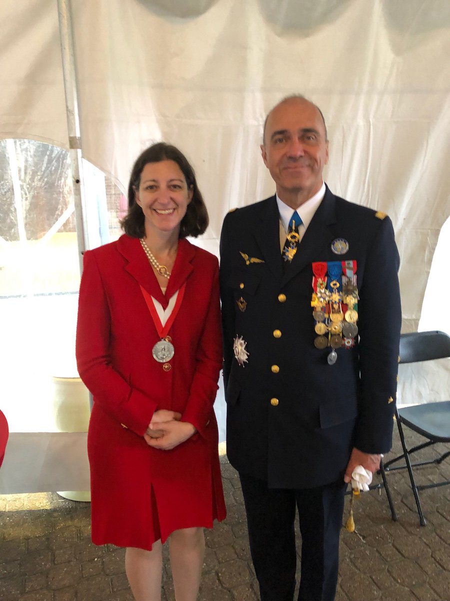 ElaineLuria's tweet image. So pleased to be part of @NATO Fest along with local leaders, and to receive the salute at tonight’s @VATatt performance. Thanks to the @VaArtsFest for honoring women in the military.