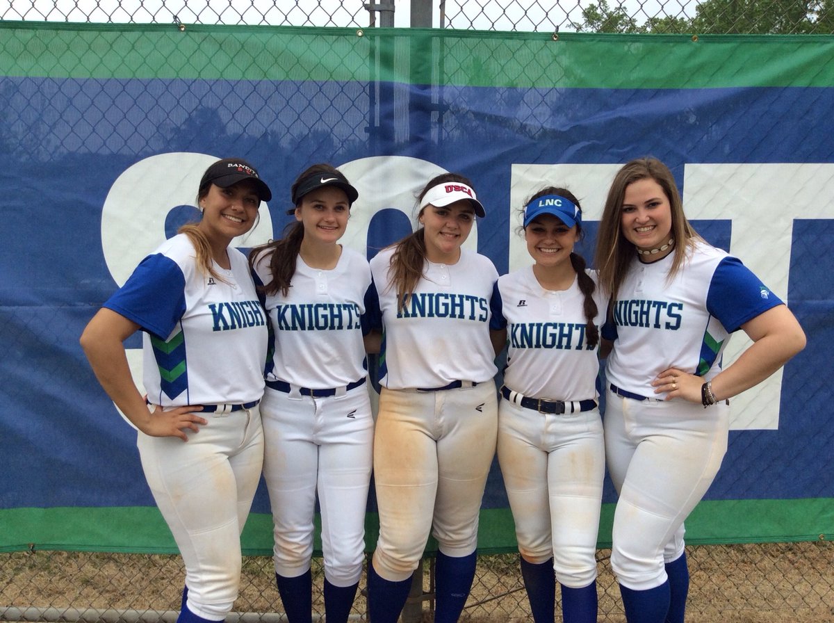 Congratulations <a href="/LNCSoftball/">LNCharter Softball</a> seniors on a great career! Ladies win their last regular season game 9-5 over Sun Valley HS today! #LNCpride pic.x.com/ElEPmzVfqa