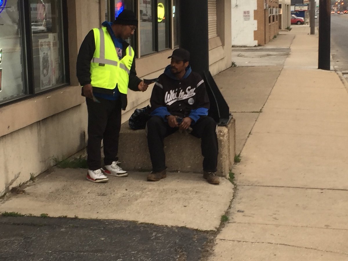 garytenpoint's tweet photo. Engaging the resident of our community this evening. GTPC doing what we do. THE VIOLENCE MUST STOP... https://t.co/ztD0llPLqt