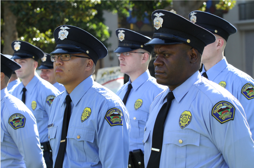 CalCommColleges's tweet photo. If you've got a passion for serving your community, there is no better place to get your education in public service than a @CalCommCollege. You can study to become a firefighter, police officer or paramedic. Find out more at https://t.co/WEA47CqZXp https://t.co/V8hGFh0u1S