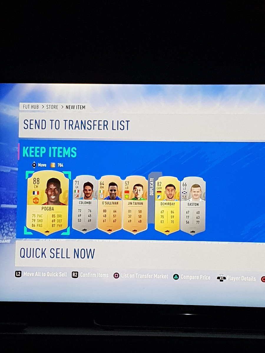 IanChidlow's tweet photo. Late night league sbc grind. From the pro league. This method is game changing @NepentheZ @Nick28T https://t.co/8Sr5RjnqIO