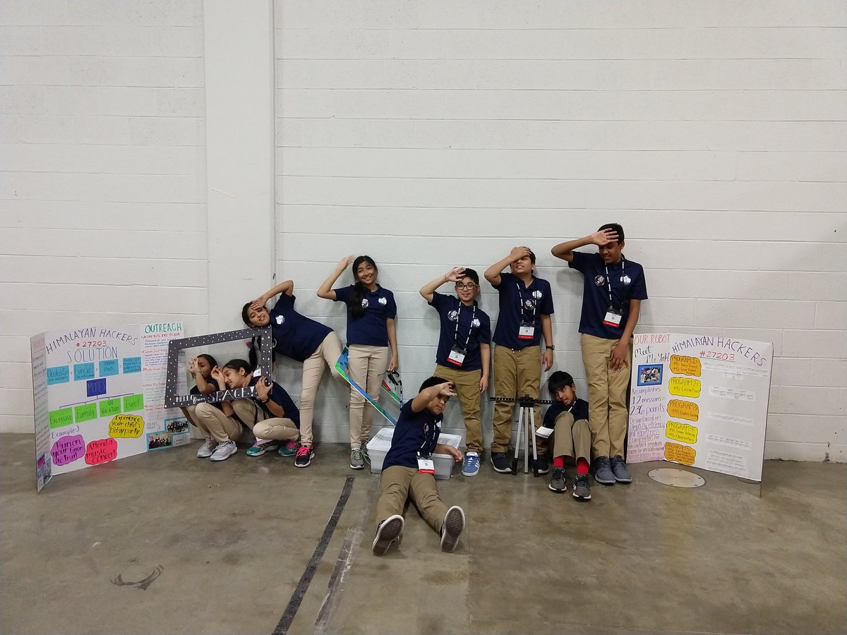 hsquared27203's tweet photo. Wowza! We had a crazy day here at #FIRSTChamps! We got through our judging block, met @don_bossi, and had some fun at the welcome party. Our feet are definitely tired but we're so excited for tomorrow!

#stemsquad #INTOORBIT #omgrobots #fll https://t.co/ROwuyhAb5g