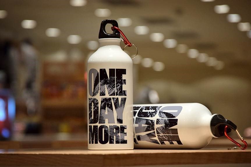 En esta recta final no te puedes quedar sin tu Merch, busca tu botella en el Teatro Telcel.