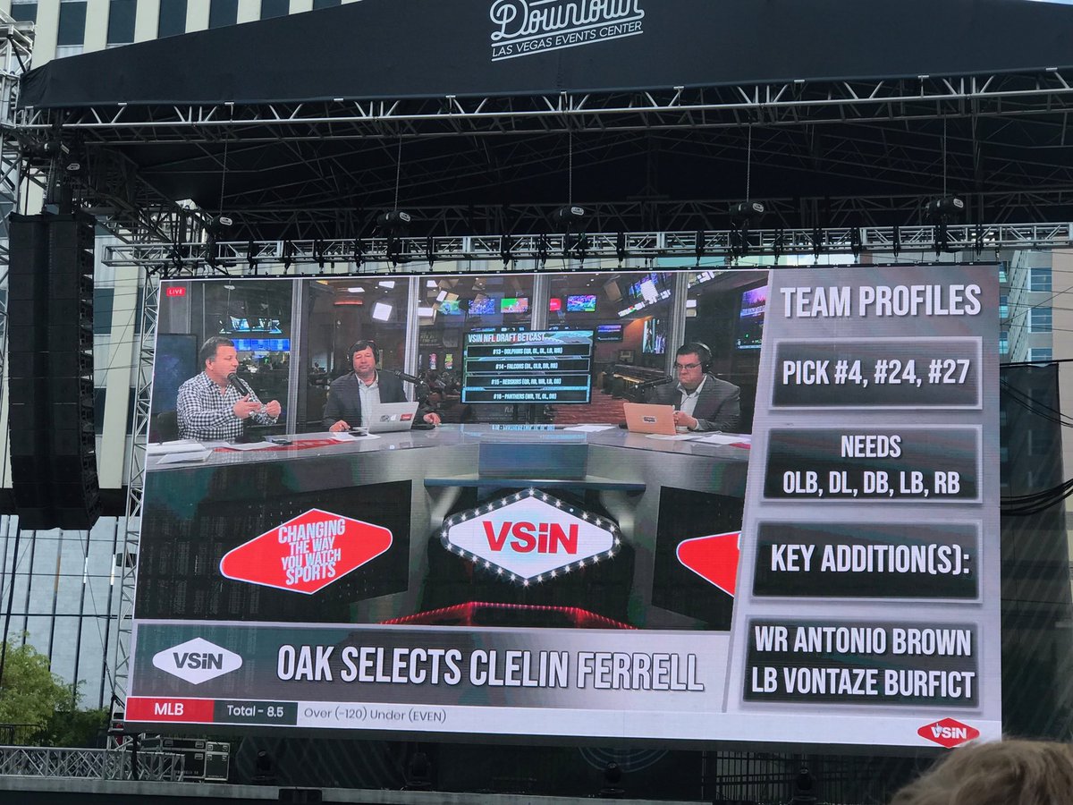 DerekJStevens's tweet photo. #NFLDraft2019 @DLVEC w/ @VSiNLive @mattyoumans247 @meJVT @MikePalmCirca @theDlasvegas @budlight @Raiders pick coming in https://t.co/2mlru2qiU3
