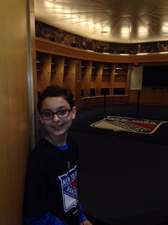 HazletSciSup's tweet photo. Went into NYC today to get some fresh air in Bryant Park and took a tour of Madison Square Garden! #MSGALLACCESS @TheGarden https://t.co/MBAcRzdAjK