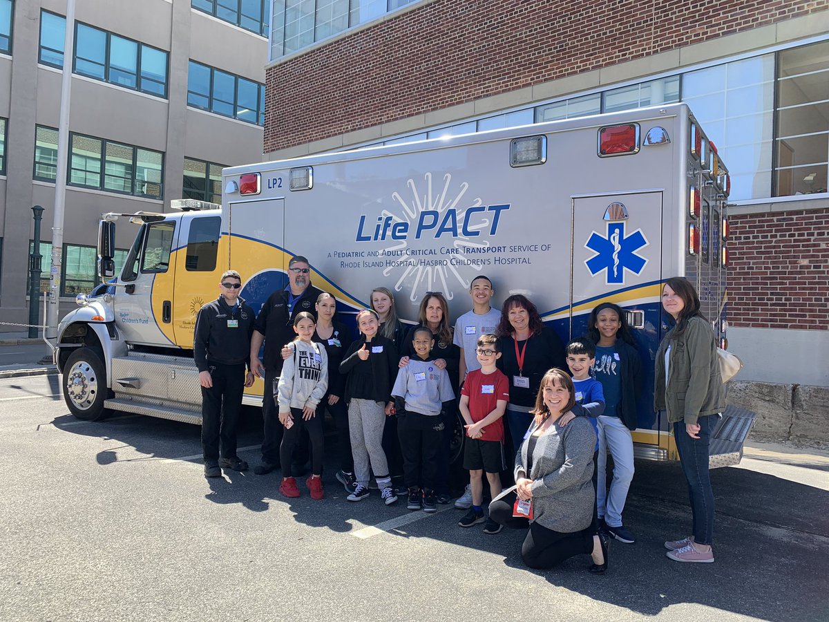 camppedro5's tweet photo. National Take Our Daughters and Sons to Work Day @JSchuurMD @BrownEMRes @npedro1 @jackpedro44 @sophiepedro_ https://t.co/UPa4nwdnbK