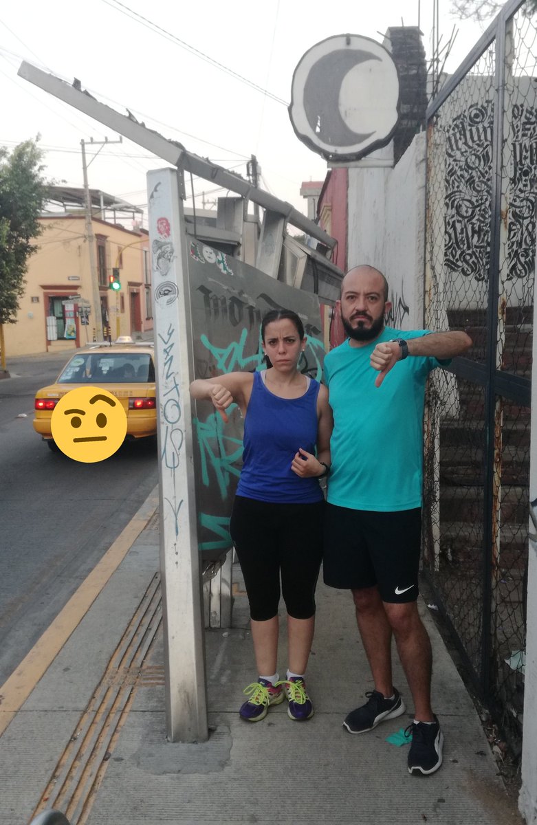 oaxruntours's tweet photo. #ReporteCiudadano 
El colmo de la burocracia!
Ya van 2 años que este parabus «accesible» impide el paso a TODA la ciudadania.
Hoy, Sandra y Eduardo nos ayudan a concientizar a nuestras autoridades.
@GobCdOax
@AtencionCdOax
@ComSocOax
@MunicipioOaxaca
@ComSegPubOax 
@oswaldogarcia https://t.co/ZHm9yitQ5j