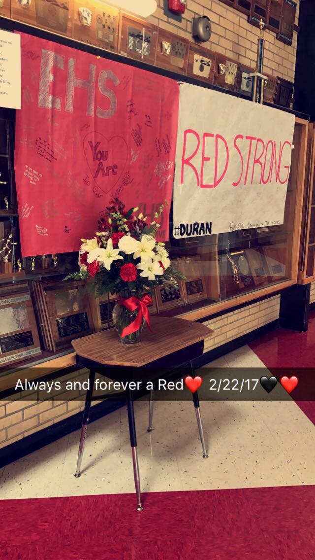 susiemangoo's tweet photo. I saw you both today. I have no doubt I’ll see you tomorrow too. I don’t know what you were trying to tell me. I don’t know why you were there or what it meant. But I love you and I miss you everyday. #dgd2 #kji https://t.co/UZKcfRIu58