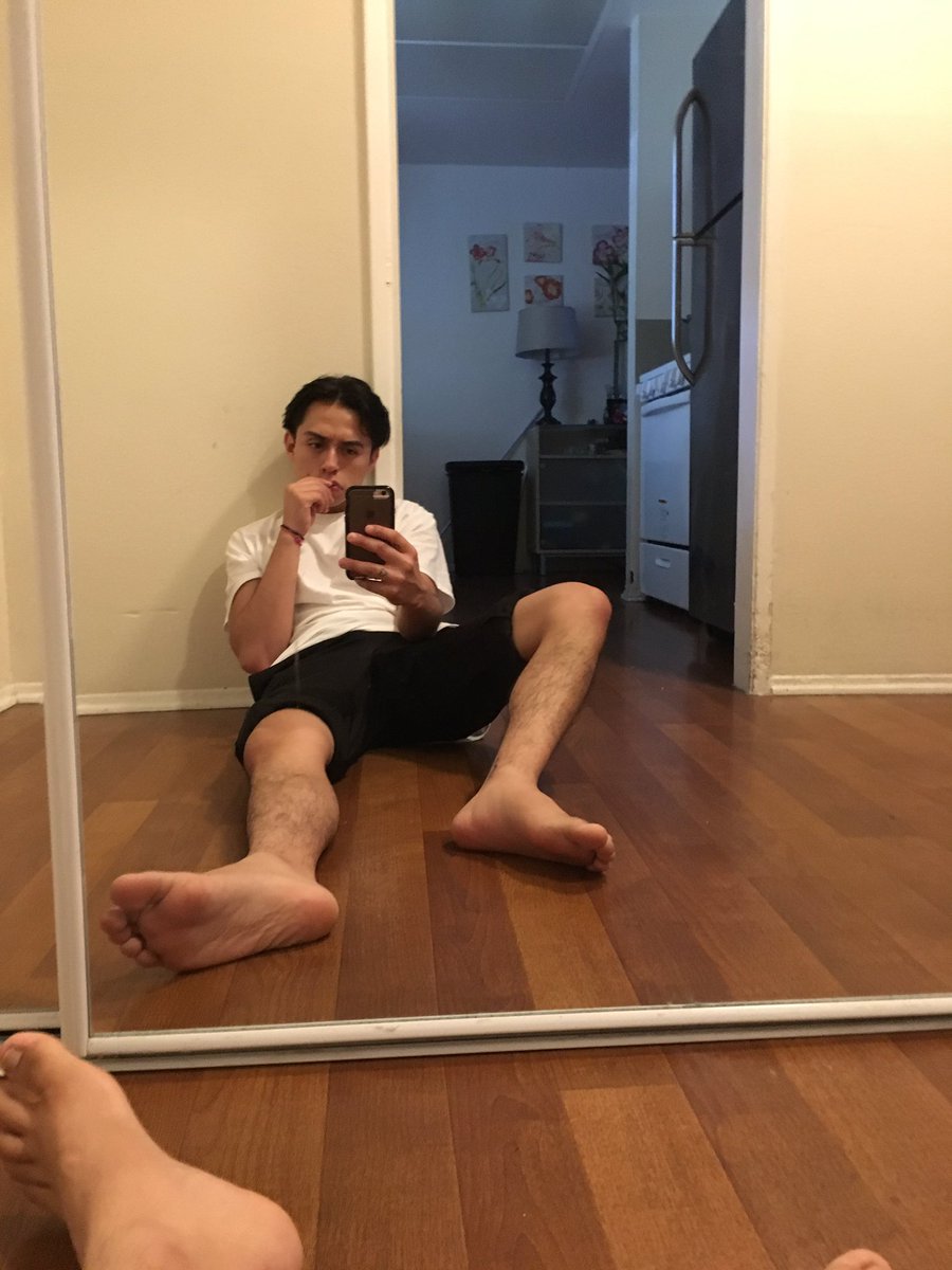 erickjenner's tweet photo. Oh hey there https://t.co/BxViW0nNWq