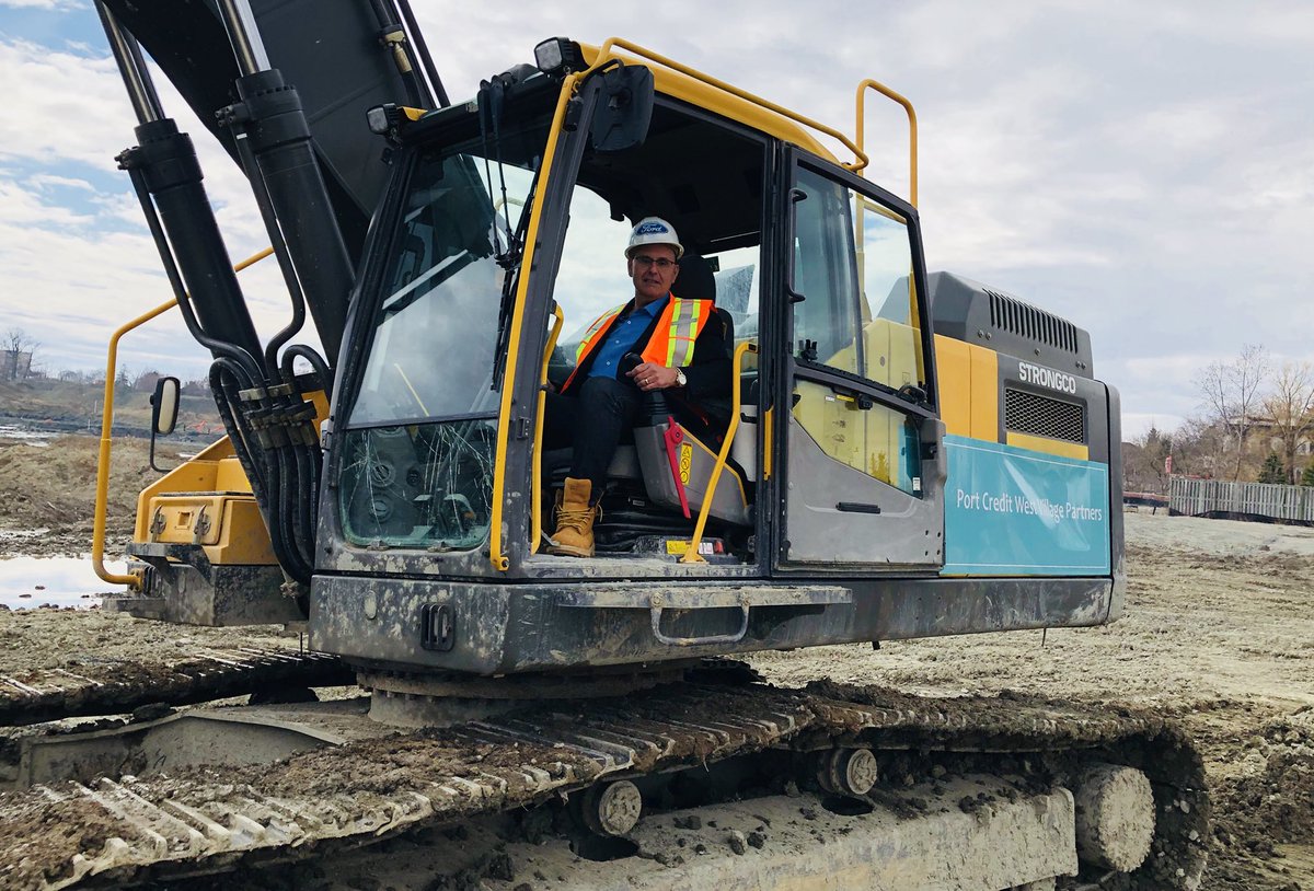 RudyCuzzetto's tweet photo. Many thanks to @FRAMSlokker and the #PortCredit West Village Partners for the update on the remediation and redevelopment of the former Texaco lands. This project will be a game-changer for #MississaugaLakeshore, and @KingaSurmaMPP and I appreciated our tour today. #ForThePeople https://t.co/2PoefaEP1G