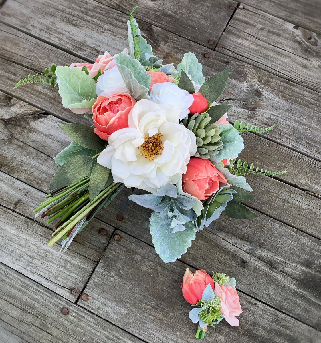 _Ruffledroses's tweet photo. @CherylBurke @InsideWeddings @TheRomonaKeveza Do you have your #bouquet yet to go with your dress? What style or theme are you going with? With have you covered here @_Ruffledroses https://t.co/l5yqKpjIkD