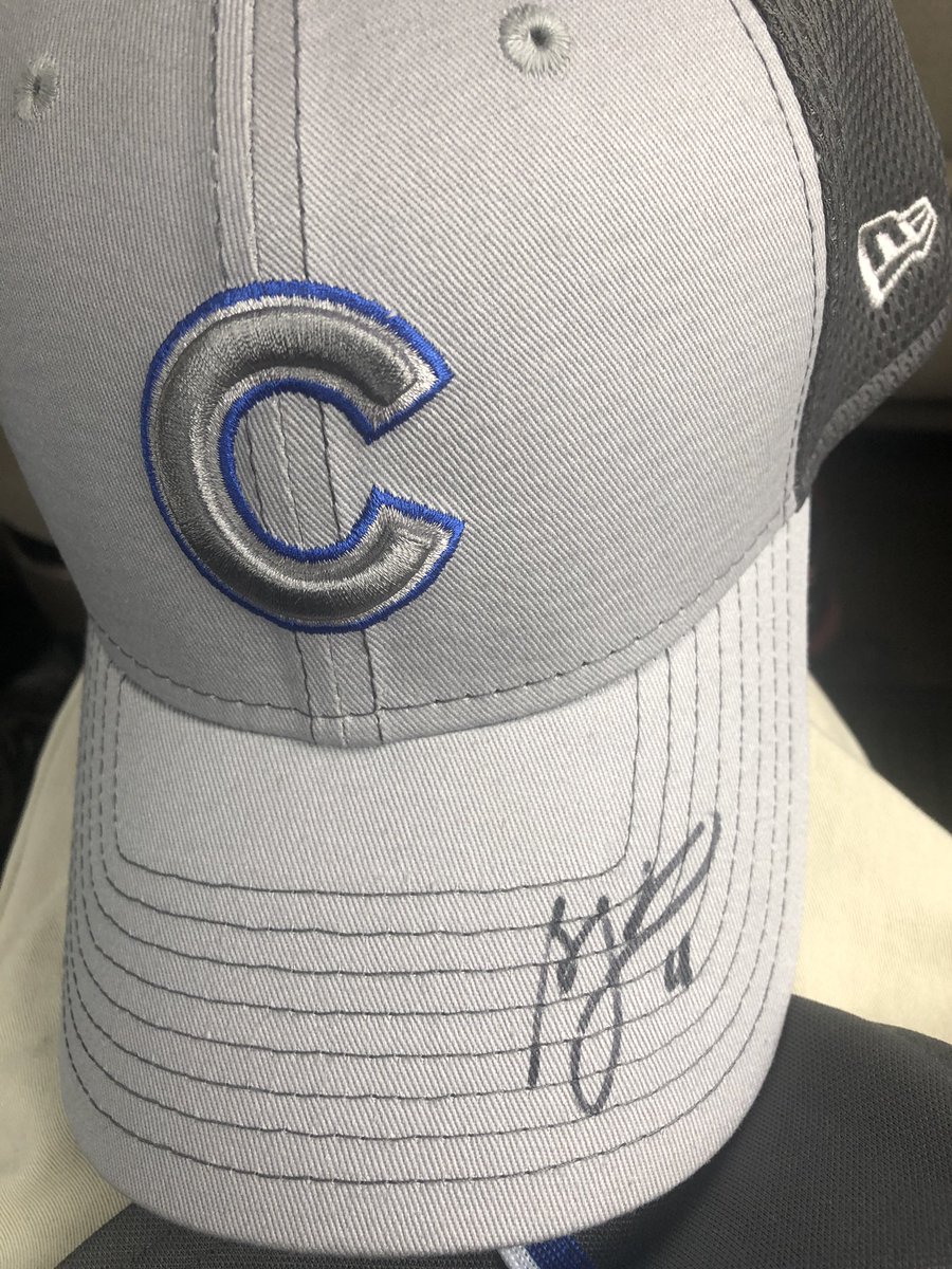 AndrewElder5's tweet photo. @benzobrist18 Thank you for The autograph and wishing my wife a happy birthday !! https://t.co/yMoT41pGt0