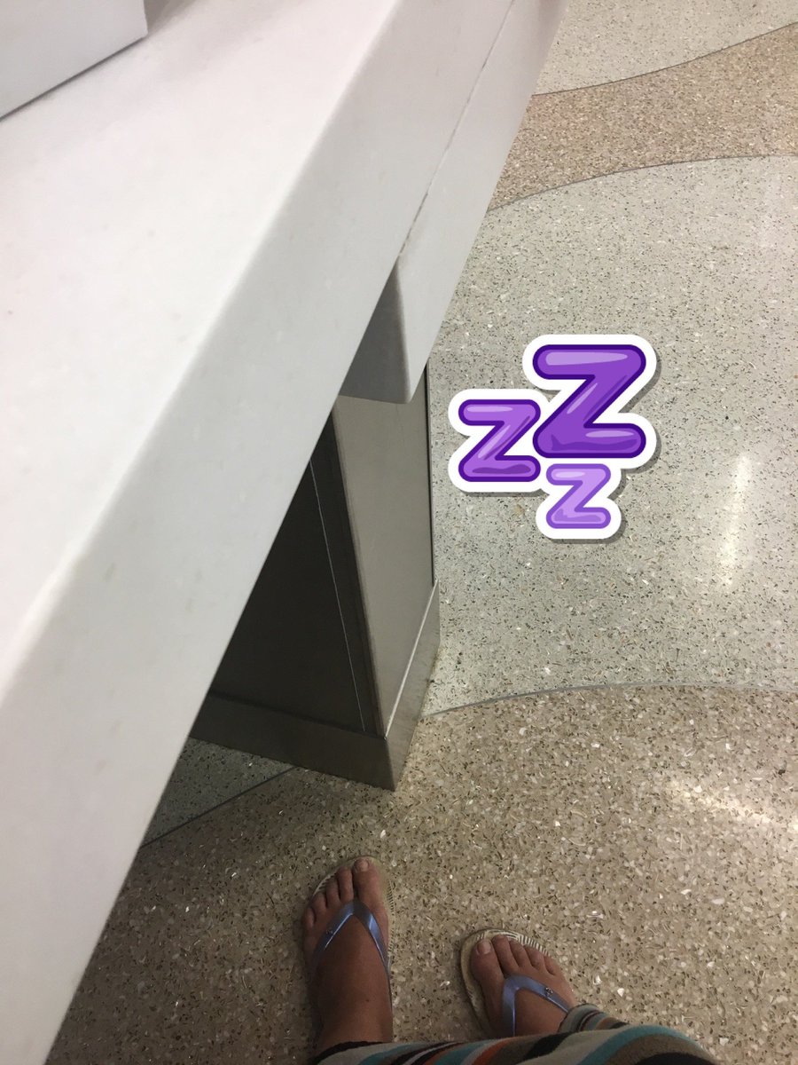 MeredithLMM's tweet image. Waaaaaaaaitiiiiing.... #delaydelaydelay (@ Gate G2 in Fort Lauderdale, FL) swarmapp.com/c/8EbxBN73nsP