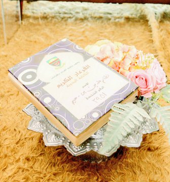 “Sweetnya, Setiap Kali Baca Mesti Ingat Suami.” Tiga Tahun Siapkan, Lelaki Ini Hadiahkan Al-Quran Tulisan Tangan Sendiri Buat Isteri.