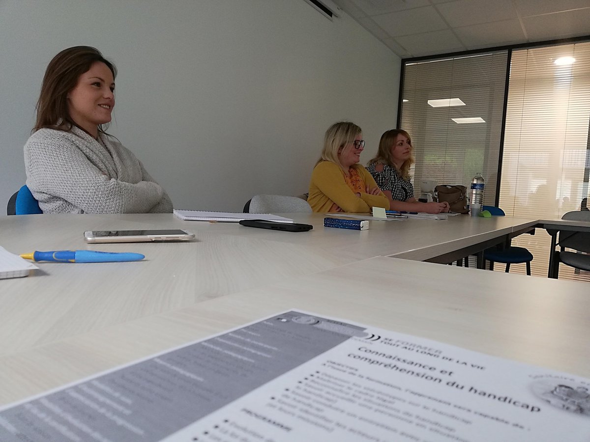 Formation #Handicap pour une meilleure connaissance et compréhension des  différentes formes de handicap, pour  l'équipe administrative <a href="/Admr60/">ADMR de l'Oise</a>