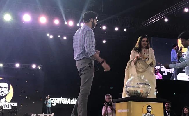 Thoughtsbookcom's tweet photo. Aditya-Thackeray-is-playing-an-important-role-in-changing-the-Shiv-Sena-s-style-of-campaigning-through-his-Yuva-Sena..
https://t.co/DgsPSAjonB
#Trending #trendingtopic #TrendingNow #News #NewsPicks #NewsUpdate #trendingnews #LokSabhaElections2019 #ShivSena #adityathackeray https://t.co/pqUur4CAE4