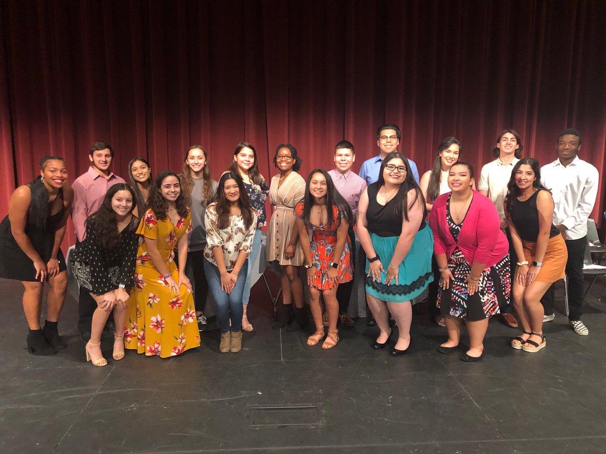 CteMarshall's tweet photo. It’s that time of year again..... Meet the 2019-2020 National Technical Honor Society! Thank you to our current members for making our organization so awesome we will miss you but are excited for the new members to join https://t.co/bHD35W8lLf
