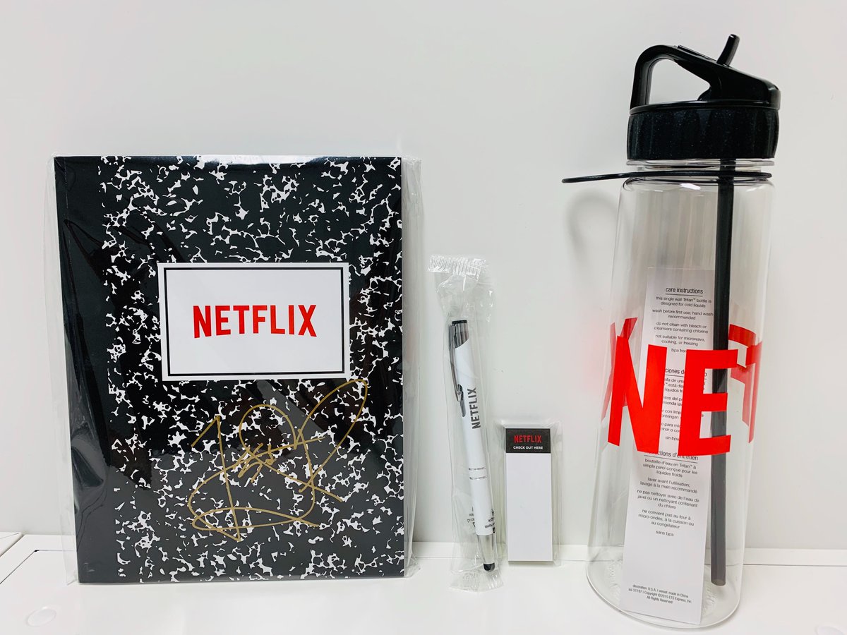 【🎁プレゼント】
#Netflix ヘビーユーザーの #みちょぱ さんサイン入り❤Netflixオリジナルグッズ4点セットを3名様にプレゼント✨

🔻@Movie__Walkerをフォロー
🔻この投稿をRT
🕐締切：5月8日正午まで

Netflix大特集👉🏻movie.walkerplus.com/feature/613/

#がんばらないウィーク #ネトフリ <a href="/NetflixJP/">Netflix Japan | ネットフリックス</a>
