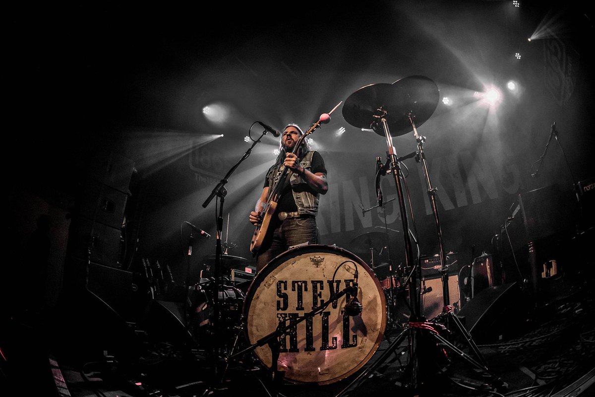 VanBluesat's tweet photo. https://t.co/pbKjwO79QU

@Stevehill One Man Blues Rock Band is a sensation. Steve returns to #Vancouver in September.  Learn more about Steve, visit his website!

#vanbluesevent #vanblues https://t.co/EtQso8medB