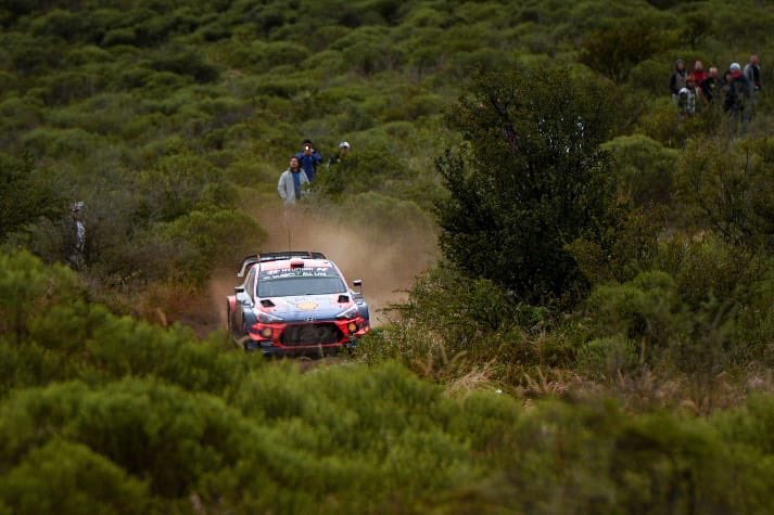 juliobanuelosok's tweet photo. Estas son algunas de las imágenes del #Shakedown del @rallyargentina. Pruebas desarrolladas esta mañana en el Tramo #VillaCarlosPaz #Cabalango. 
Vení a vivir la adrenalina y la mística del #Rally en #Córdoba del 25 al 28 de abril. #RallyArgentina2019 
PH @FaiMurua https://t.co/UUWIBUYXWl