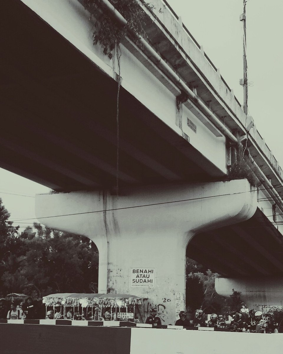 Luckystory15's tweet photo. Orang-orang tidak terlalu paham dengan arti sebuah keberadaan
.
#aprilmove https://t.co/w1tH8aHFgm