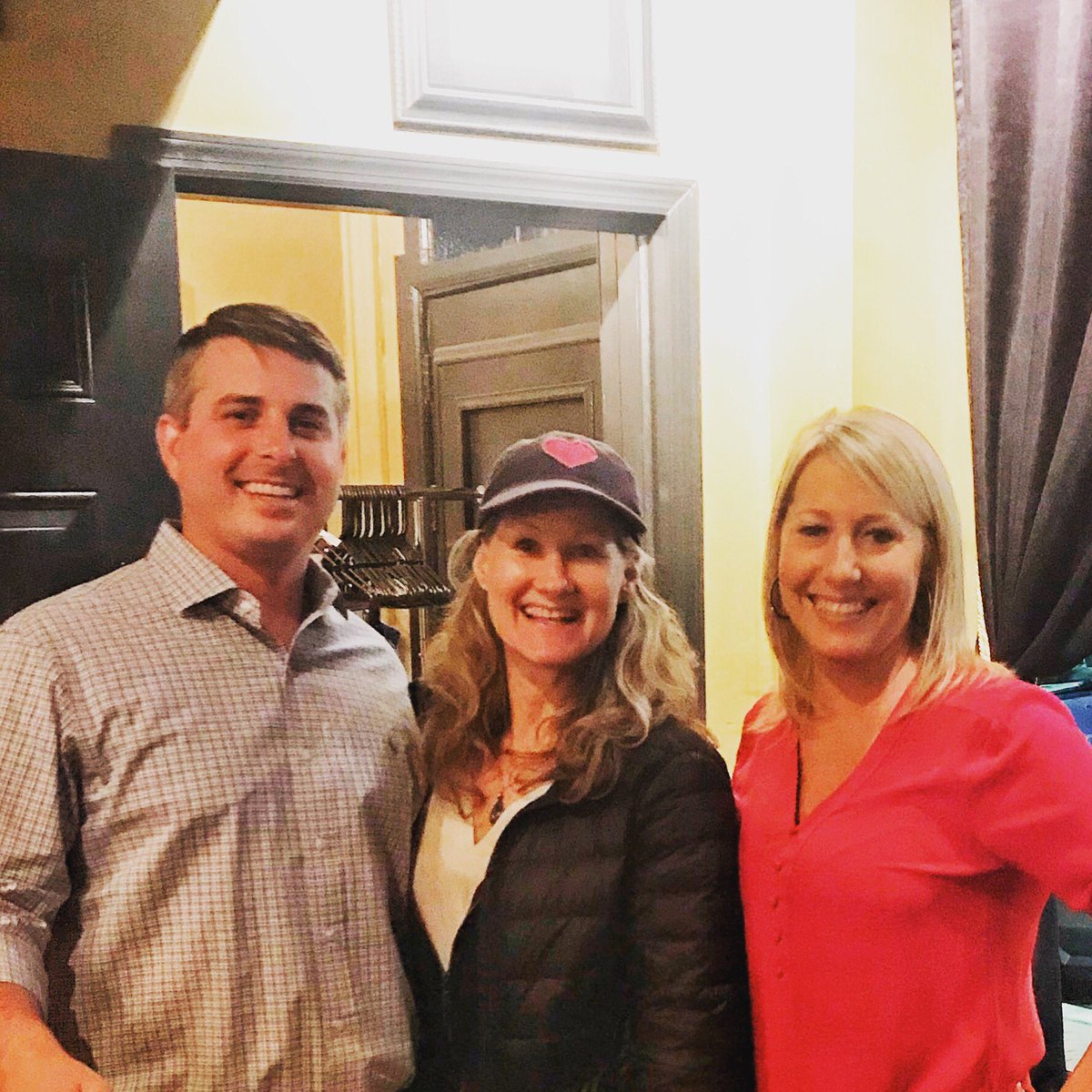 TheVeronicaT's tweet photo. Vanessa and John, owners of the wonderful 36 restaurant, welcomed me into town with a glorious meal!
Eat here!
Then get yourself to @CapeComicCon!!
#OriginalAsh #CapeComicCon https://t.co/KSIpGFKb1P