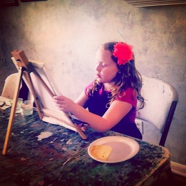 My girl's art is being displayed this weekend at #Panoply2019 in #Huntsville #Alabama this weekend💖‼ 

@artshuntsville @rocketcitymom @geekouthsv @DowntownHSV @madisonschools 
We ❤@MCESMavericks 

*pic taken a few years ago at #ArtisticMinds