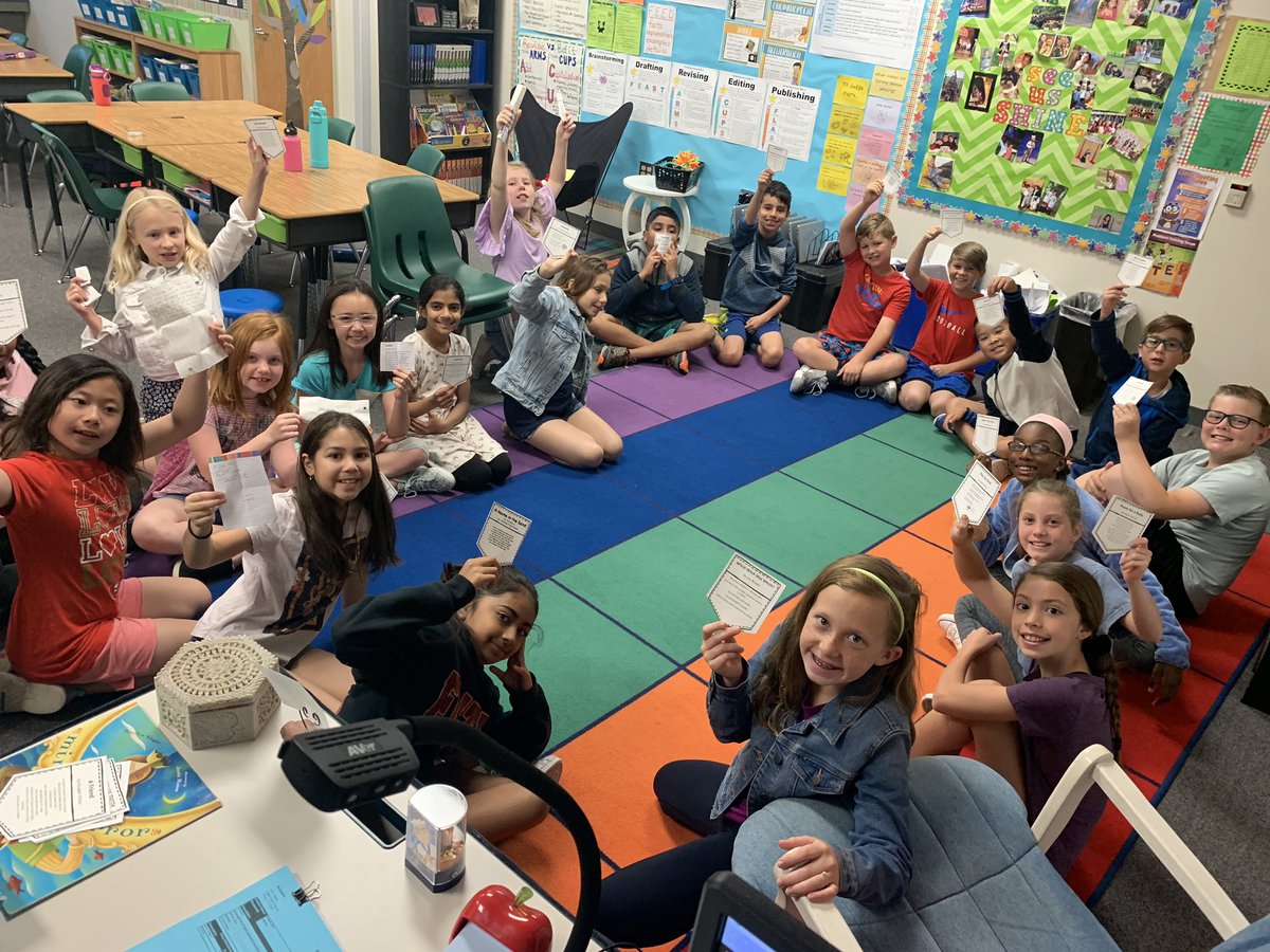 KCooksClass's tweet photo. Fun in Fourth Grade sharing poems during our morning meeting!  #poeminyourpocketday @Bledsoe_Elem https://t.co/tPu8ExZrKC