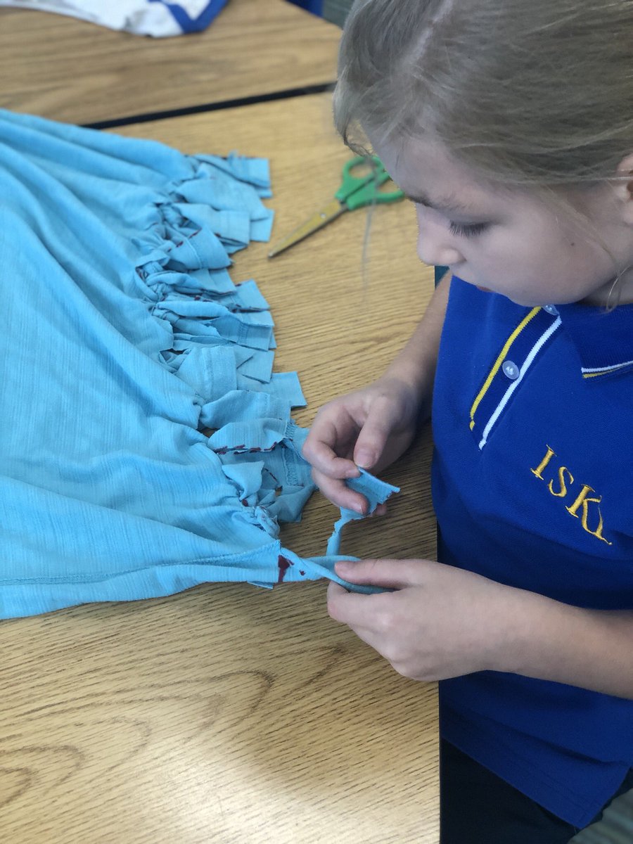 msemmagedge's tweet photo. @Karenjung20 @ISKLofficial No sewing required! The children just need to cut off the sleeves, then cut a fringe along the bottom and tie the fringe into knots. Once all tied, flip inside-out and enjoy! https://t.co/GX57RLfCoP