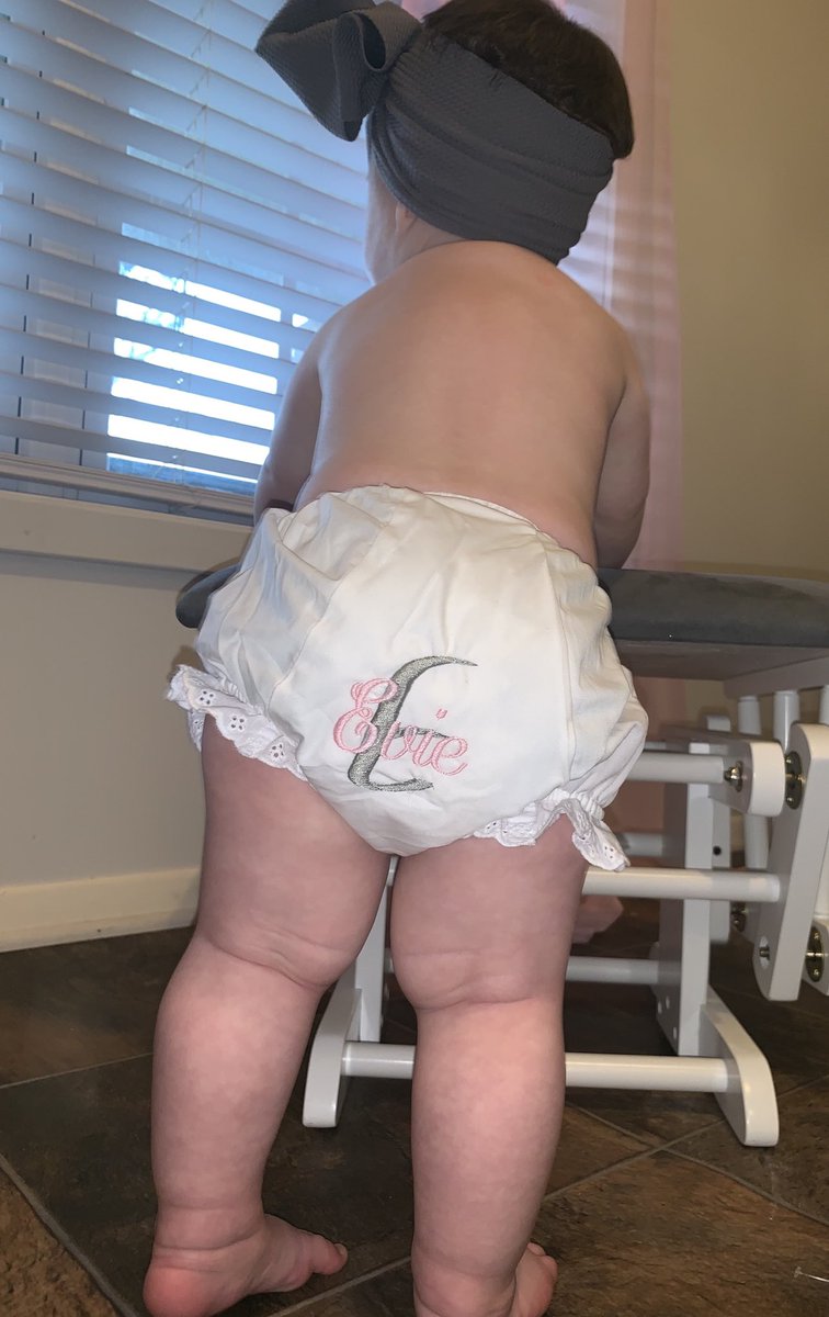 mckenzie_7's tweet photo. evie 💗 https://t.co/6Jpo2xet5F