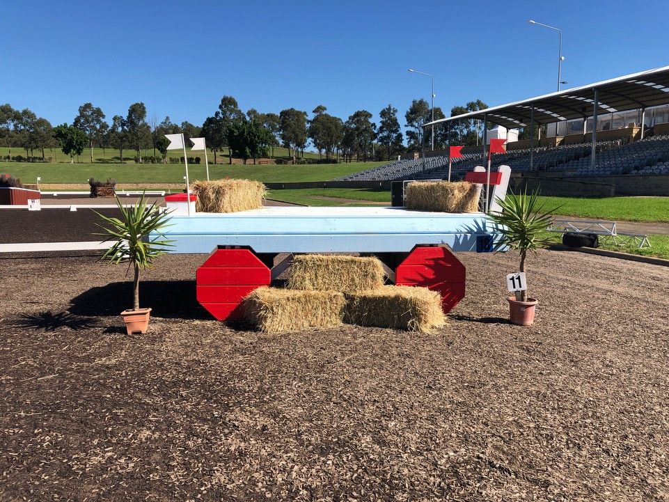 CrossCountryapp's tweet photo. Walk the @SydneyEventing 4* course with designer Mike Etherington Smith https://t.co/SdCgHFDdsq #virtualcoursewalk #eventinglive #sydHT https://t.co/EE5tsHVazD