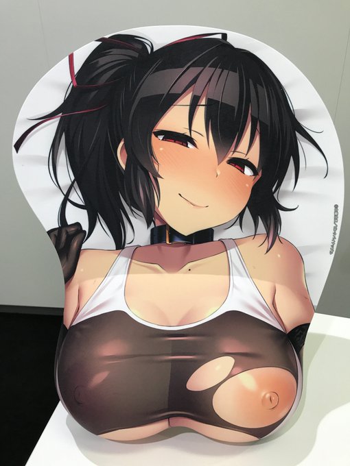 ピンクパイナップル様より、涼森瑞希(ネトカノ)の等身大おっぱいマウスパッドが予約開始されました!見てくれよこのボリューム感…
下記URLより受注受付しておりますので是非どうぞ!!
https://t.co/HZAD6JDgoi 