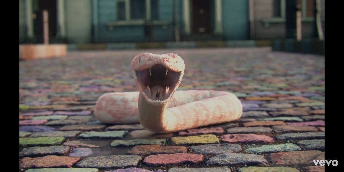 Tay_TaeSeok's tweet photo. Lmp!! Ver como la serpiente se convierte en mariposas es ver como taylor paso esa etapa de su vida y finalmente fue libre y bailo sobre eso. es maravilloso!!! O Dios estoy super feliz !! @TSUpdatesARG #Me #TaylorSwiftIsBack #TaylorSwift1Week #TaylorSwiftTONIGHT https://t.co/L5JH9Uy6FG