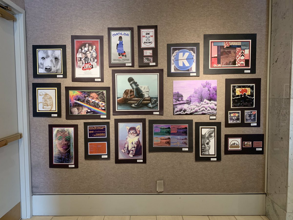 MsKaeding's tweet photo. The art show was amazing! So awesome to see all the hard work of our students on display. You have until Sunday evening to get your eyes on all this art goodness- get there @NebraskaArt @BearcatDesign https://t.co/g0d0u0ckKW