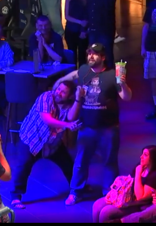 ArtSchu's tweet photo. My best nerds <3 @curley @peteyrave #overpants https://t.co/MGkgtSMxii