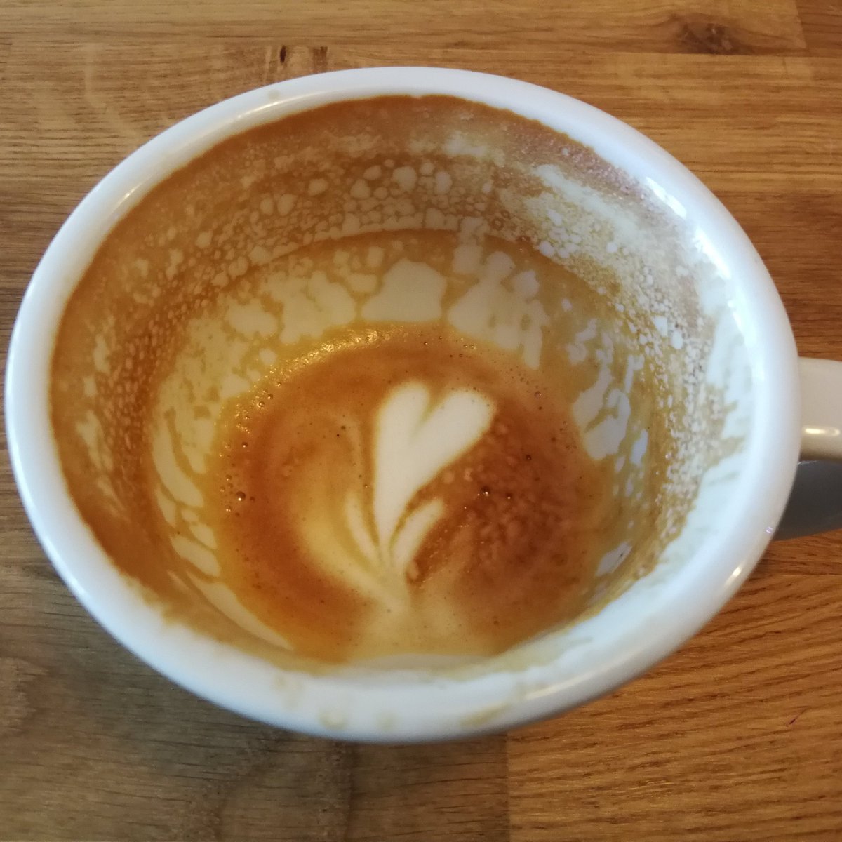 leicestercoffee's tweet photo. Our #loveforcoffee❤️ extends to the #bottomofthecup
#beanstomakeyoubounceoutofbed https://t.co/0ardxrbG48