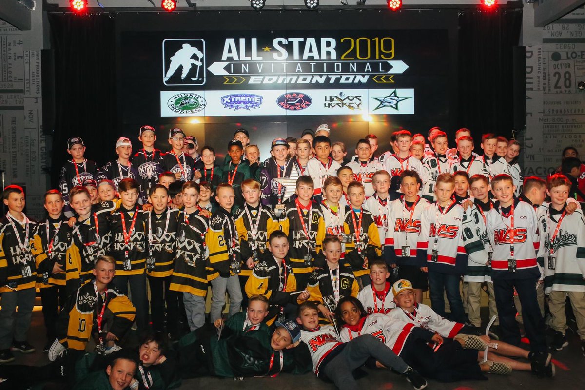 AllStarInvite's tweet photo. Hockey Tournament where the Kids come first and foremost! 

The 2019 All Star Invitational Tourney Just kicked off The Players Reception at @TheRecRoomCa 

Powered by @Unitedsport1928 @Raven_Hockey @HudsonsPub @McDonaldsCanada @1strnd @MatchPubYEG https://t.co/DiIyhYXgSK