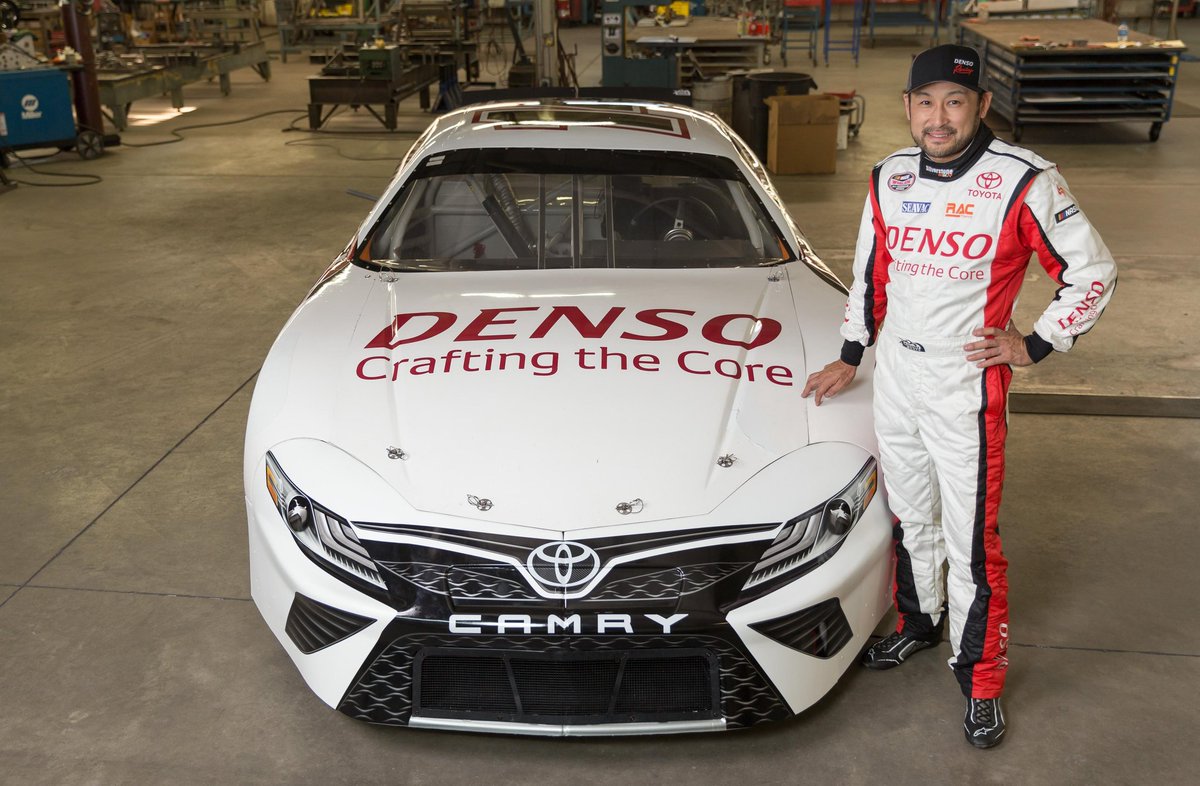 尾形 明紀 Twitterissa 週末に参戦する デンソー Nascar トヨタカムリ レースカーが完成 尾形 明紀 Twitterissa 週末に参戦する デンソー Nascar トヨタカムリ レースカーが完成