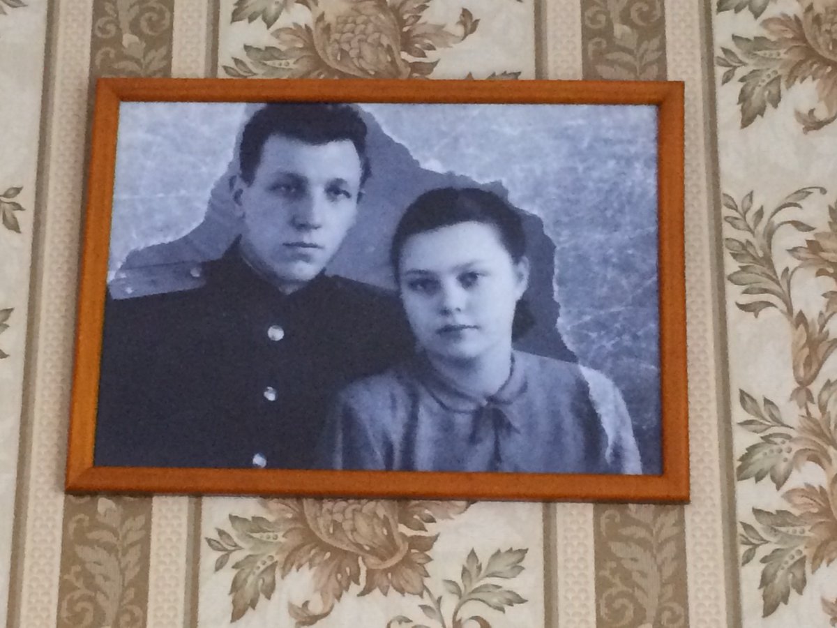 Вместе с волонтерами МБОУ154 поздравили С Днем Победы Старыгина Н.Т. Вручили подарки от Губернатора и депутата Корниловой Н.Н. <a href="/promadm/">Promadm.samara</a> <a href="/Chernyshkov_VA/">Чернышков Владимир</a>