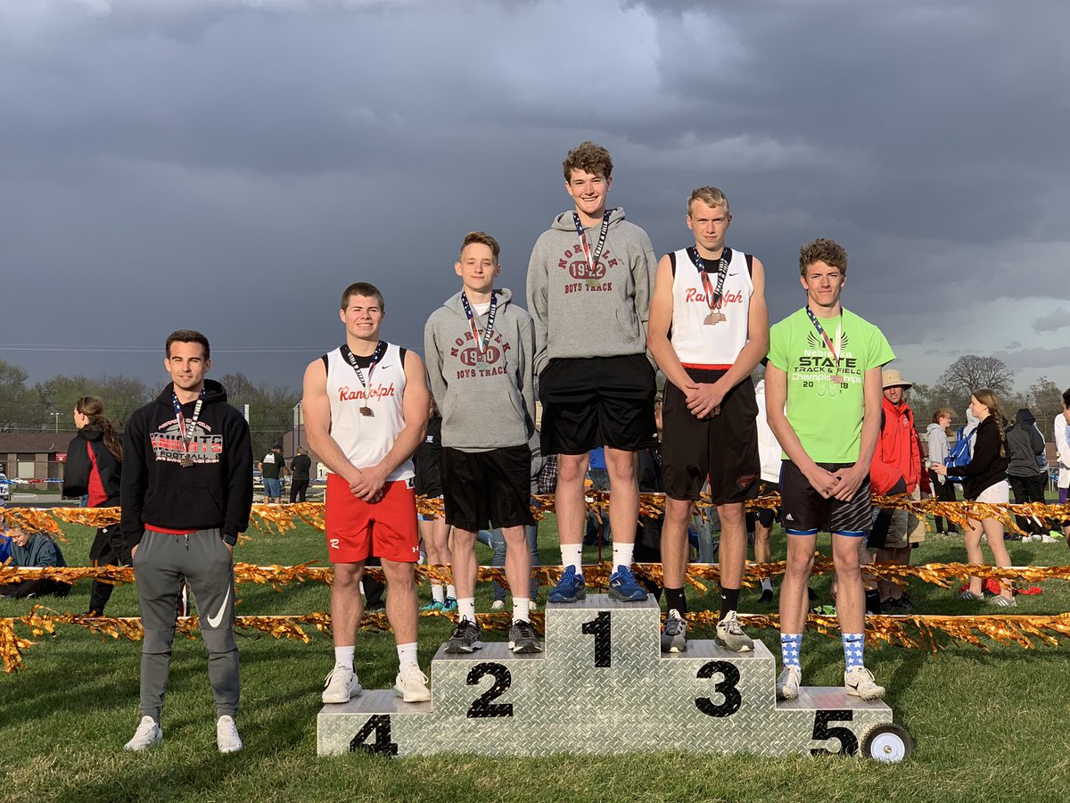 chrismueller88's tweet photo. Congratulations to the dynamic duo of @colechucklong &amp; Richard Prochaska for finishing 1-2 in the 300IH at the #NorfolkClassic with a PR times of 41.50 &amp; 41.79 respectively.  #npspanthers @NPSActivities #notdoneyet https://t.co/L25KvjH0iW