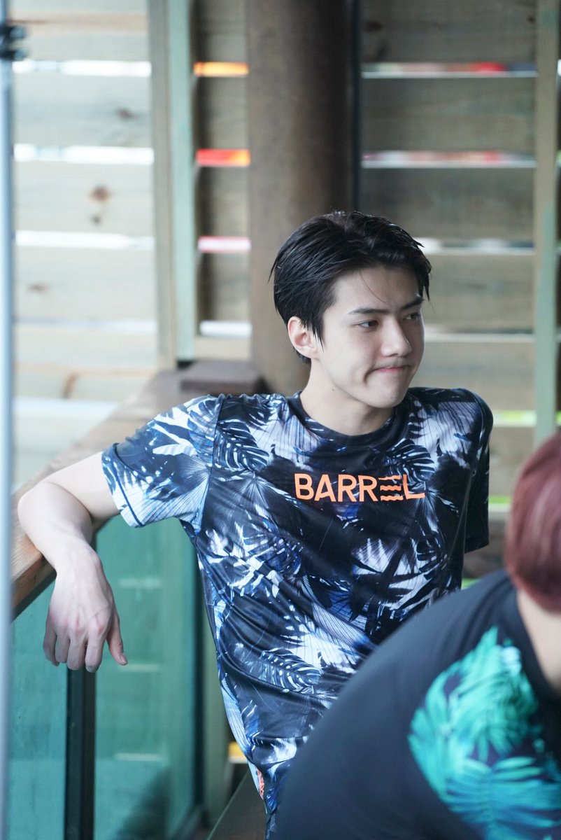 XtvNOfficial's tweet photo. 제일 큰 엉아도 눈_눈 막내도 모두 즐거운 추억이 되었길! 또 만나요~♥

#XtvN #수요예능 #엑소의사다리타고세계여행 #저녁8시 #엑사세 #엑소 #EXO #시우민 #김민석 #수호 #김준면 #백현 #변백현 #첸 #김종대 #찬열 #박찬열 #디오 #도경수 #카이 #김종인 #세훈 #오세훈 https://t.co/lth6allyyH
