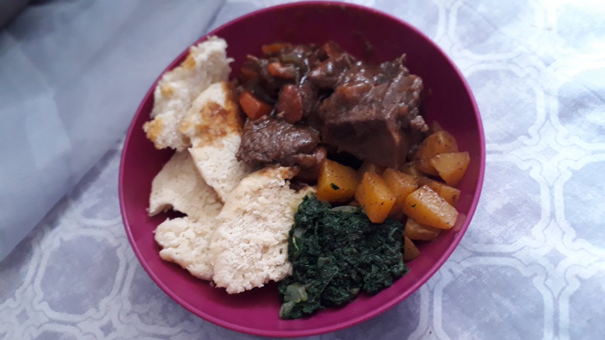 ramadimetja95's tweet image. Am a student at the university of Pretoria trying to make make ends meet for fees. Hatfield twitter Help a girl out RT my clients could be in your TL @JaysVillas1 @MuloiwaThendo @tumisole @TheLinkUp_